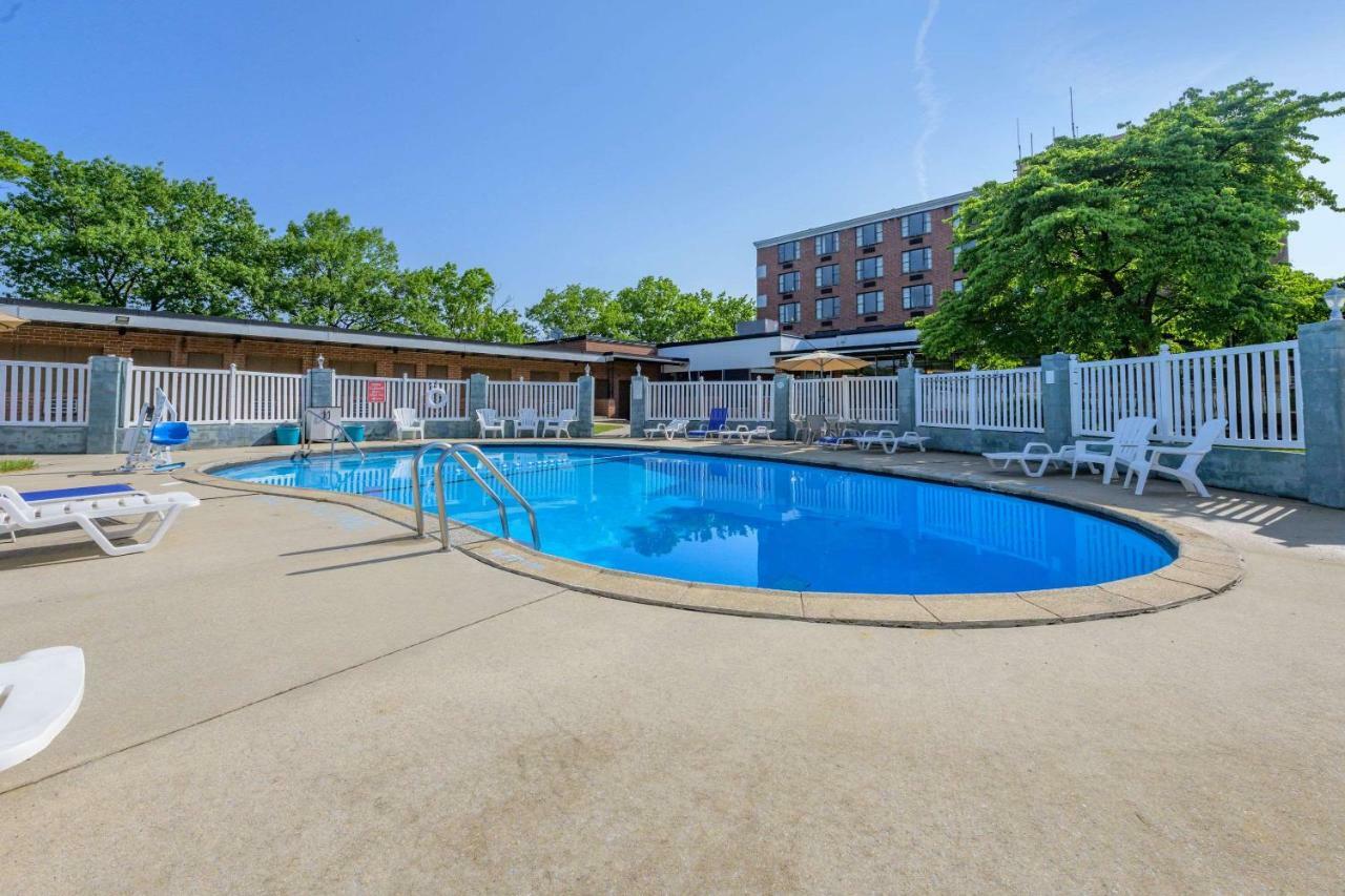 Aire Hotel Lebanon Hershey Экстерьер фото